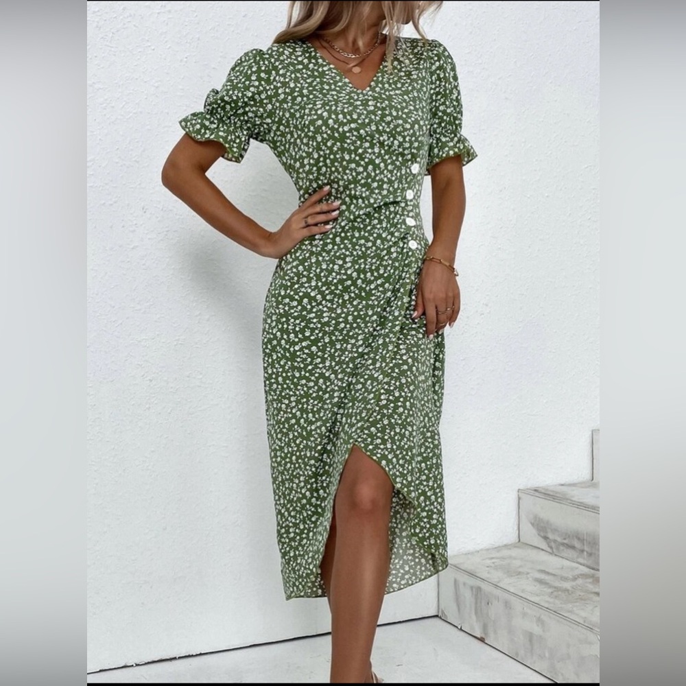 Vacation floral dress